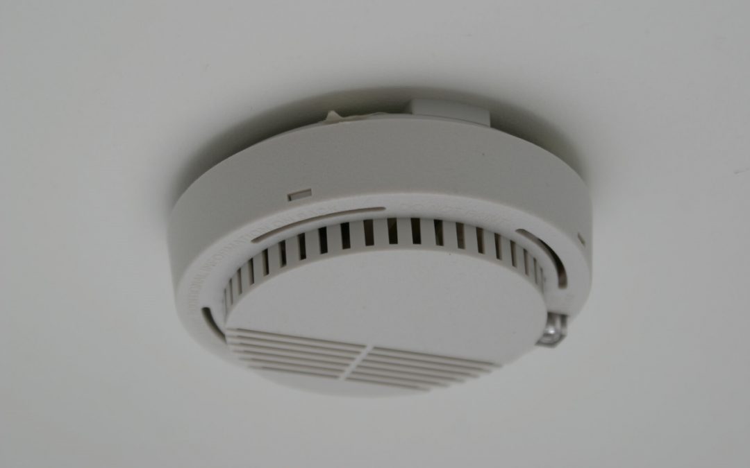 smoke detectors in the home should be placed on the ceiling or high on the walls