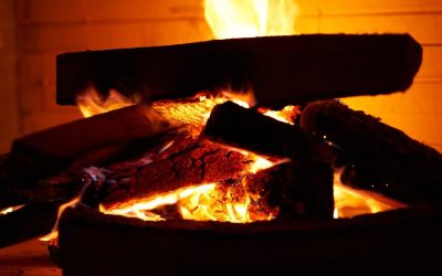 5 Essential Tools for Your Fireplace